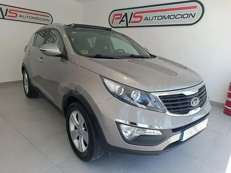 Usado Kia Sportage 115 CV (84 kW) 2011 Marrón SUV