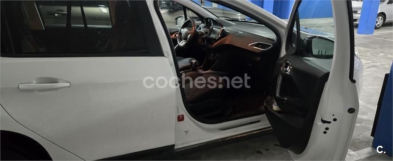 Etiqueta c (verde) Usado 2017 Peugeot 2008 Style SUV | 7000 € (Super precio) - Imagen 1/4