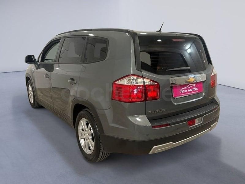 Usado Chevrolet Orlando LTZ 163 CV (119 kW) 2012 Gris / plata Monovolumen