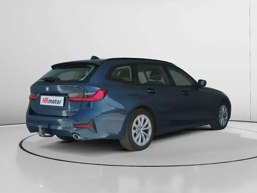Usado BMW 318 Advantage 150 CV (110 kW) 2021 Azul Familiar