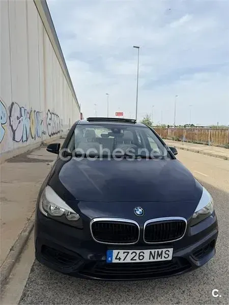 Usado BMW 218 Comfort Edition 150 CV (110 kW) 2015 Azul Familiar