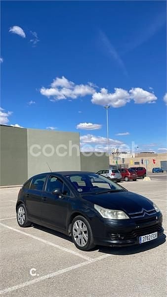 Begagnad Citroën C4 110 HK (80 kW) 2006 Blå Sedan