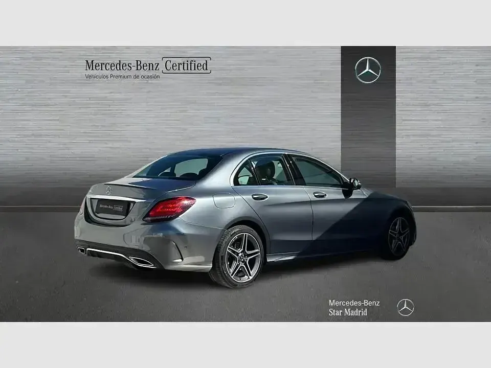 Usado Mercedes C200 160 CV (117 kW) 2020 Gris Berlina