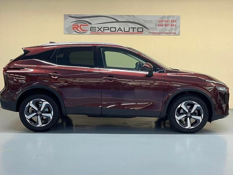 Usado Nissan Qashqai N-Connecta 158 CV (116 kW) 2022 Rojo SUV