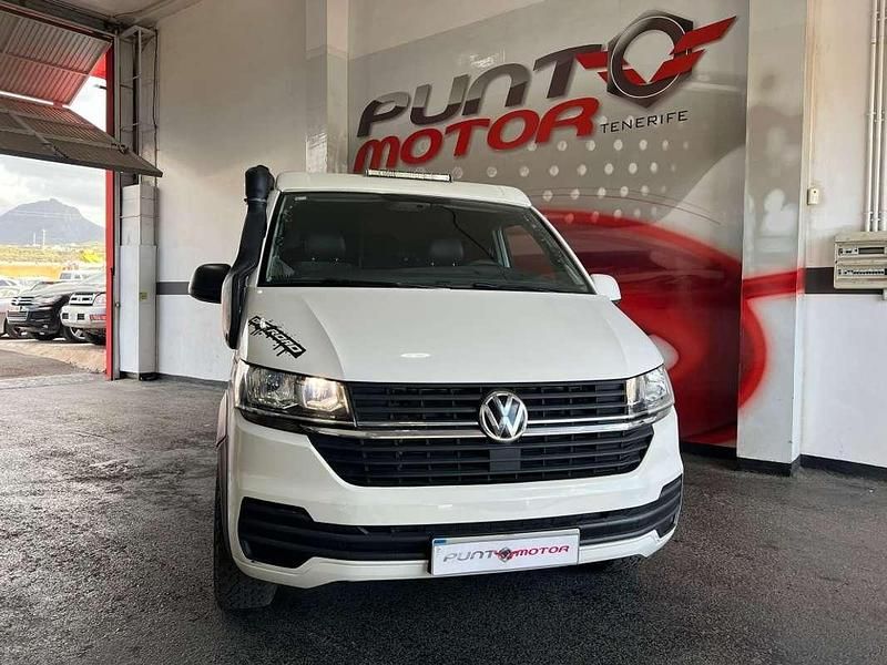 Usado VW California Beach 110 CV (80 kW) 2022 Blanco Van