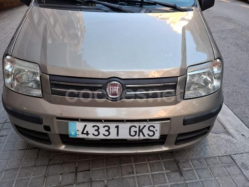 Beige Usado 2009 Fiat Panda Dynamic Utilitario | 5500 € - Imagen 1/4