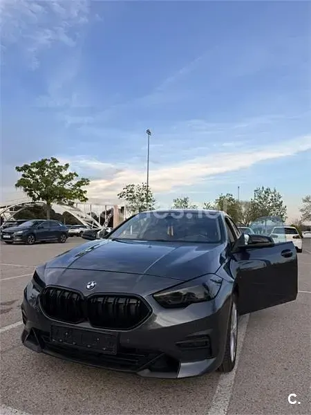 Usado BMW 218 Comfort Edition 136 CV (100 kW) 2020 Gris / plata Coupe