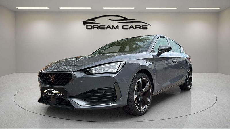 Gris Usado 2024 Cupra Leon Coupe | 27.899 € (Precio justo) - Imagen 1/4
