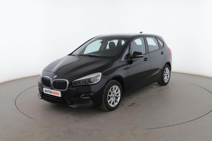 Usado BMW 218 Active Tourer Sport Line 150 CV (110 kW) 2019 Negro Monovolumen