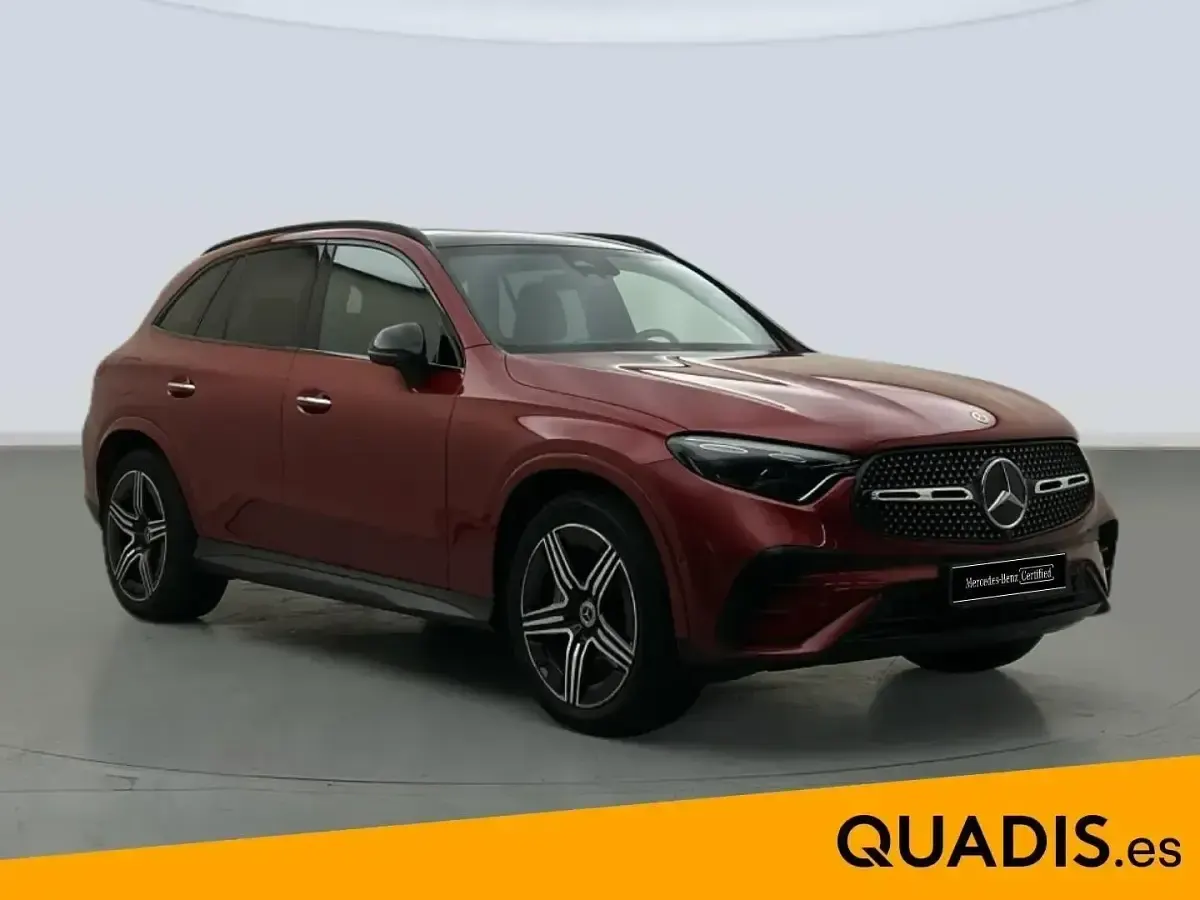 Usado Mercedes GLC200 204 CV (150 kW) 2023 Rojo SUV