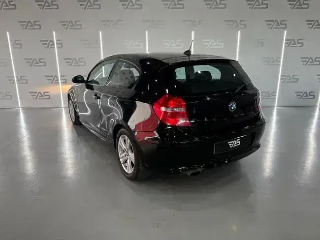 Usado BMW 125 217 CV (159 kW) 2008 Negro Utilitario