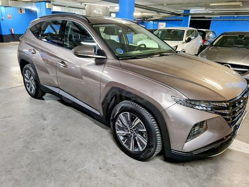 Usado Hyundai Tucson Style 136 CV (100 kW) 2023 Beige SUV