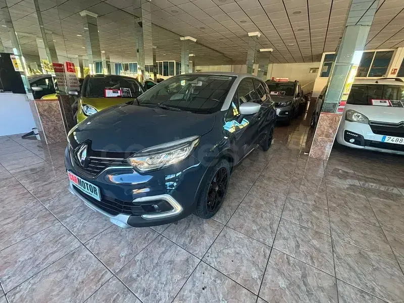 Usado Renault Captur Life 90 CV (66 kW) 2018 Azul SUV
