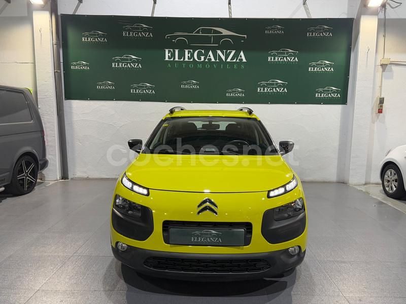 Usado Citroën C4 Feel 82 CV (60 kW) 2015 Verde Berlina