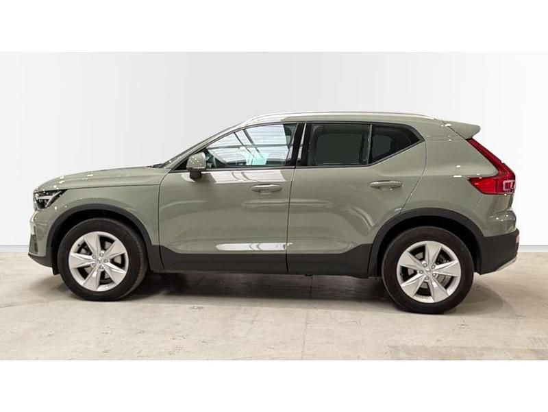 Usado Volvo XC40 Core 129 CV (94 kW) 2024 Verde SUV