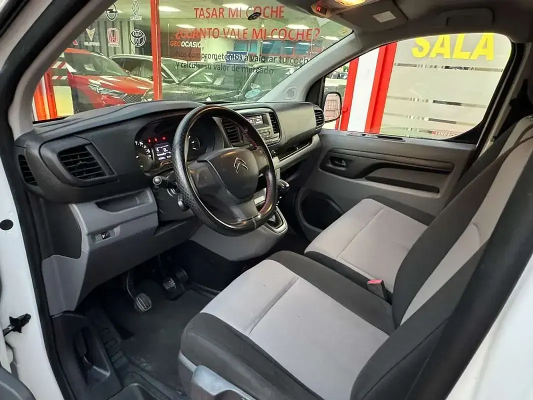Usado Citroën Jumpy Comfort 116 CV (85 kW) 2018 Blanco Monovolumen