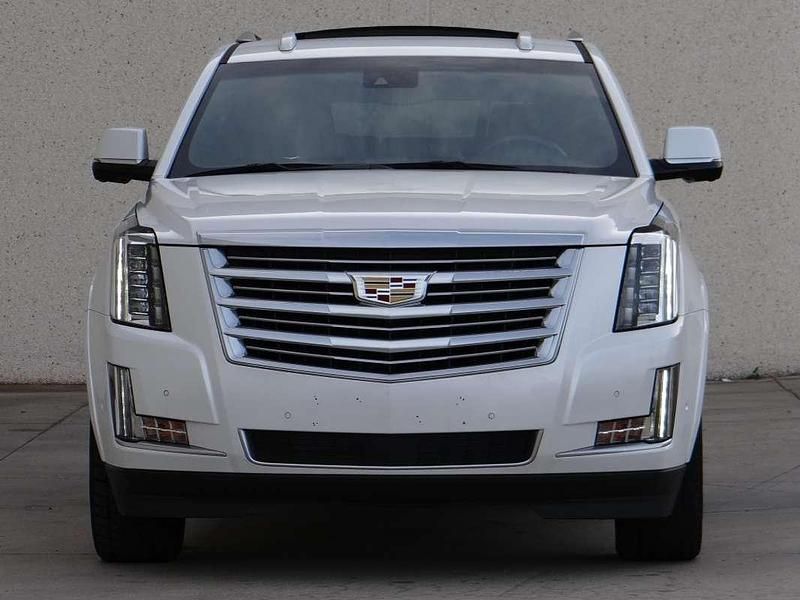 Usado Cadillac Escalade 2019 Blanco SUV