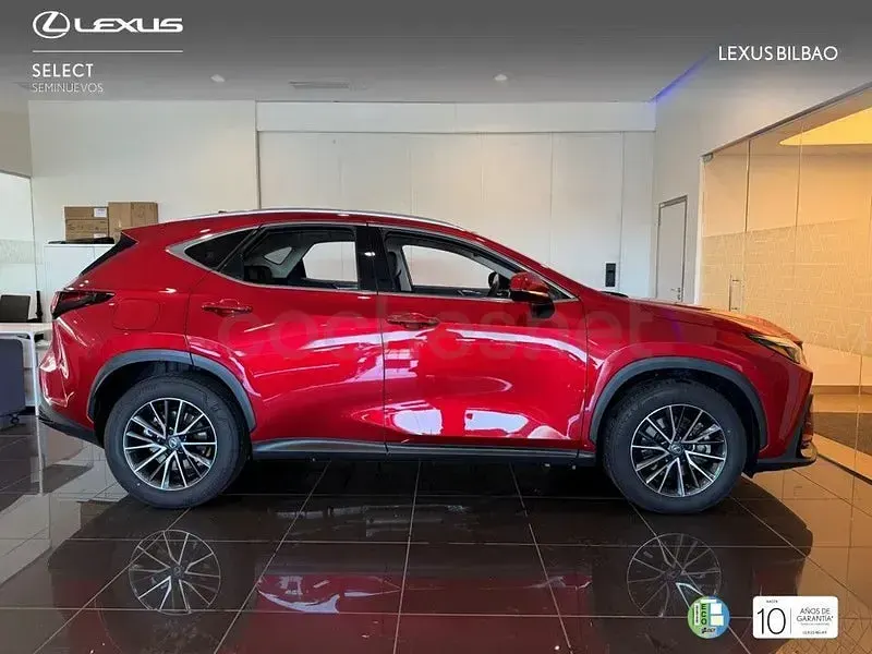 Usado Lexus NX450h+ 292 CV (214 kW) 2025 Rojo SUV
