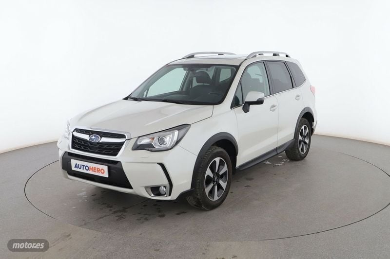 Blanco Usado 2019 Subaru Forester SUV | 22.199 € (Precio justo) - Imagen 1/3