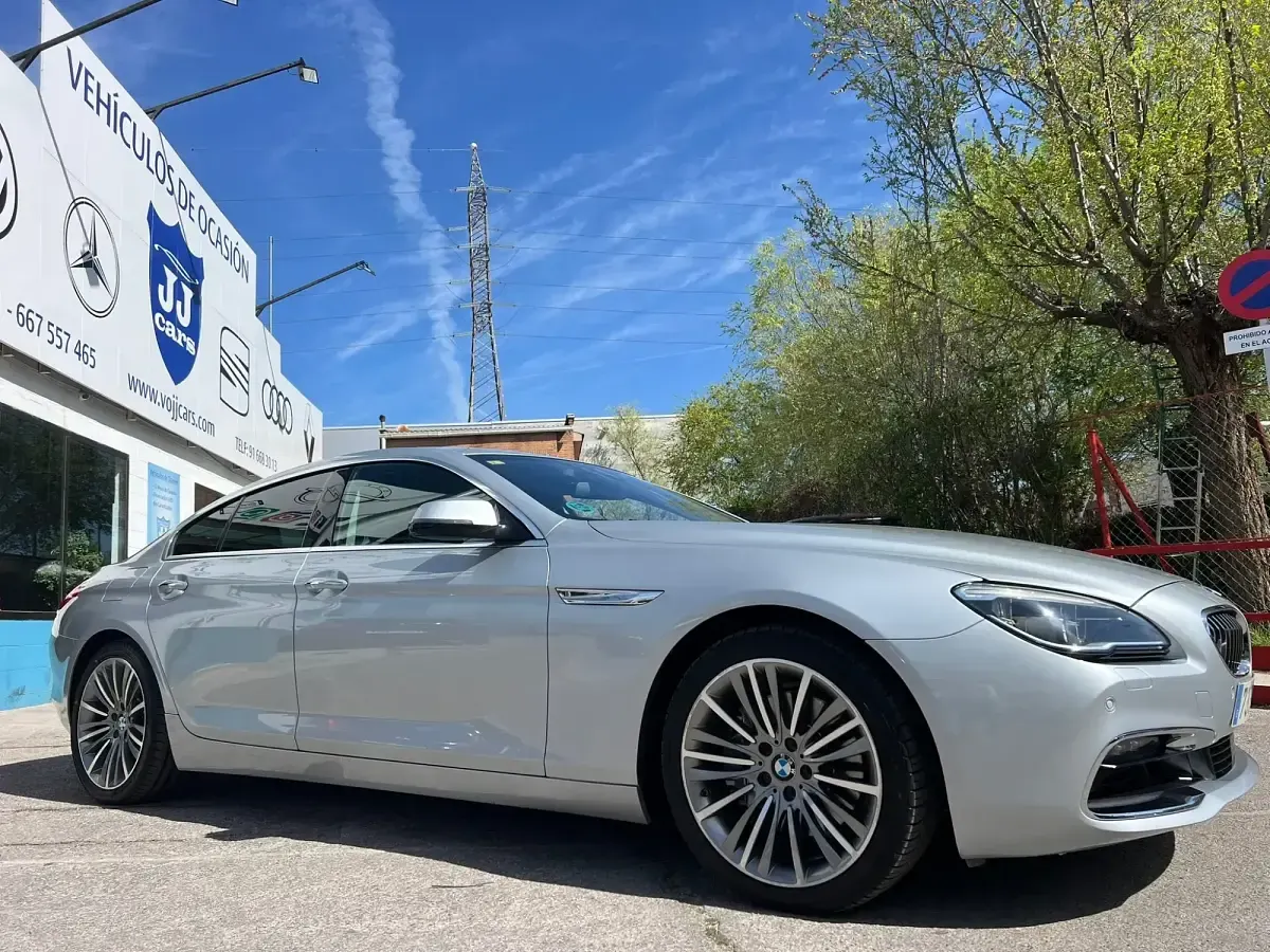 Usado BMW 640 Comfort Edition 313 CV (230 kW) 2015 Gris / plata Coupe