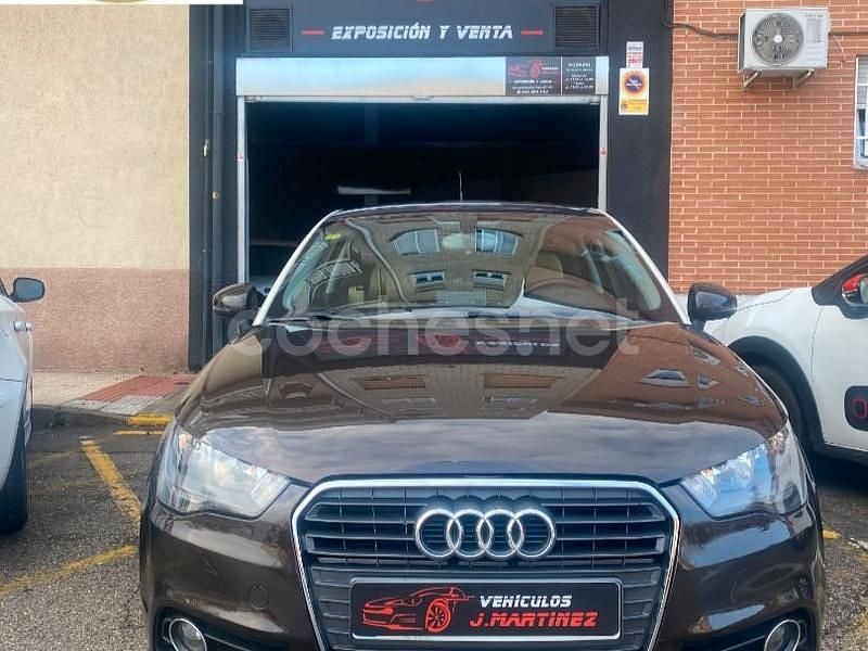 Usado Audi A1 Attraction 105 CV (77 kW) 2011 Marrón Berlina