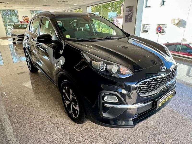 Usado Kia Sportage 136 CV (100 kW) 2021 Negro SUV