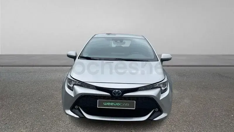 Usado Toyota Corolla Active 122 CV (89 kW) 2022 Gris / plata Berlina