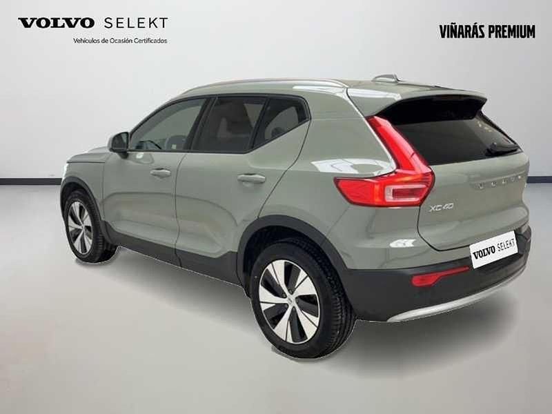 Usado Volvo XC40 Core 2025 Verde SUV