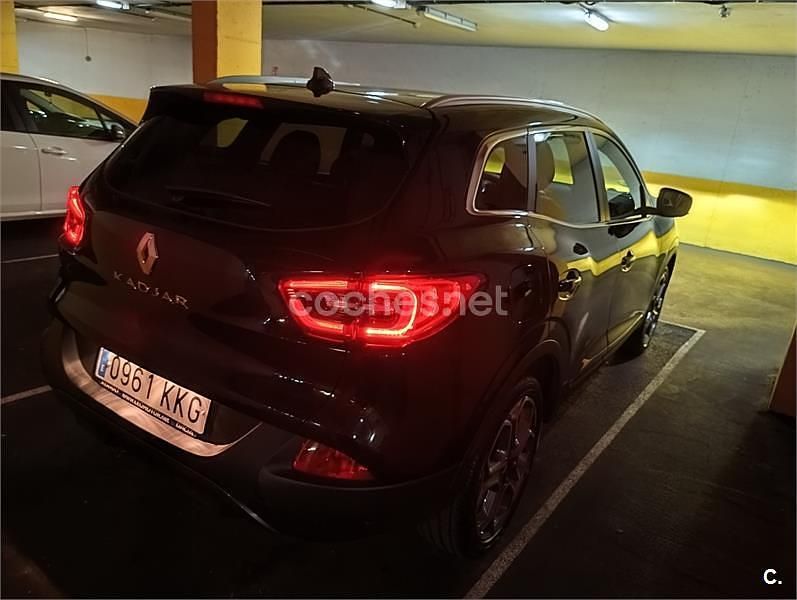 Usado Renault Kadjar Zen 130 CV (95 kW) 2018 Negro SUV