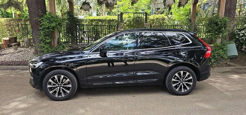 Usado Volvo XC60 Core 196 CV (144 kW) 2023 Negro SUV