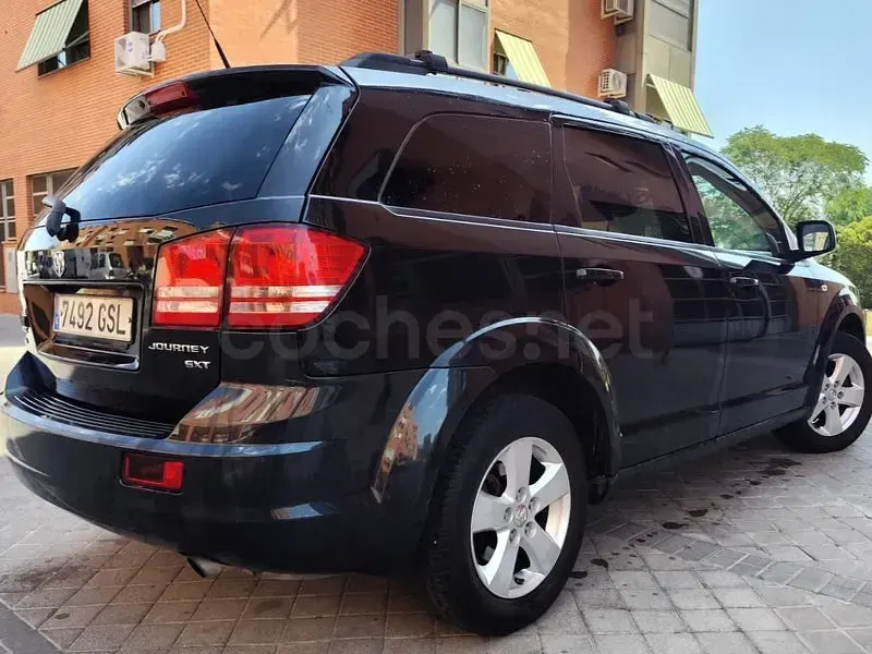 Usado Dodge Journey SE 140 CV (102 kW) 2010 Negro SUV