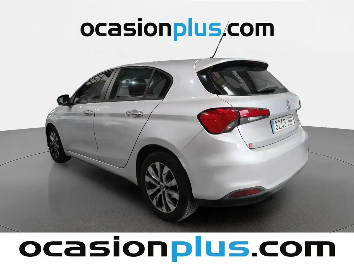 Usado Fiat Tipo Easy 95 CV (69 kW) 2016 Gris Utilitario