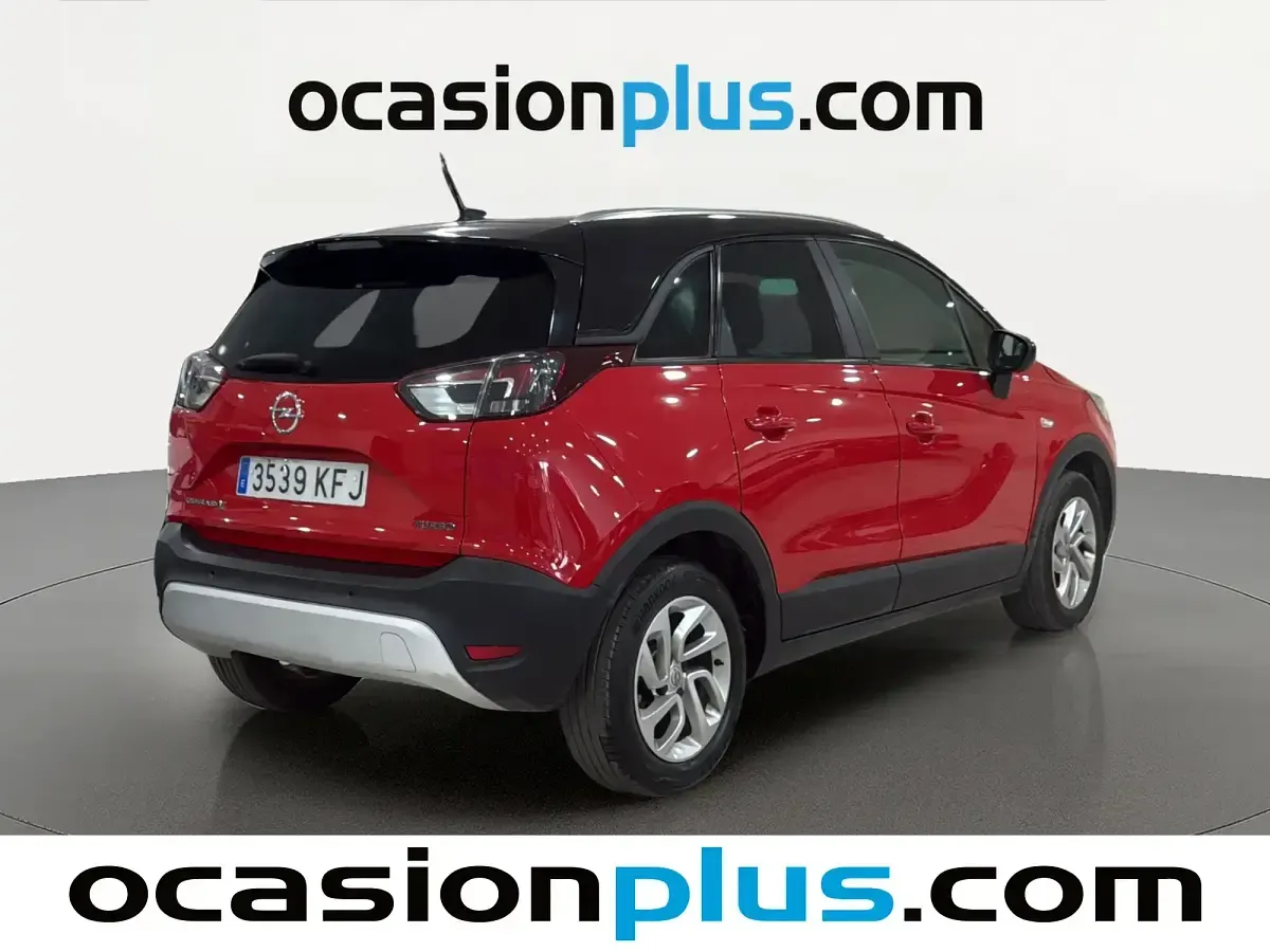 Usado Opel Crossland X Selective 130 CV (95 kW) 2017 Rojo SUV
