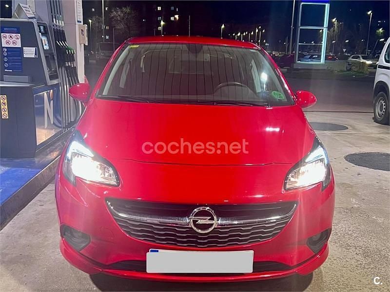 Usado Opel Corsa Selective 90 CV (66 kW) 2018 Rojo Utilitario