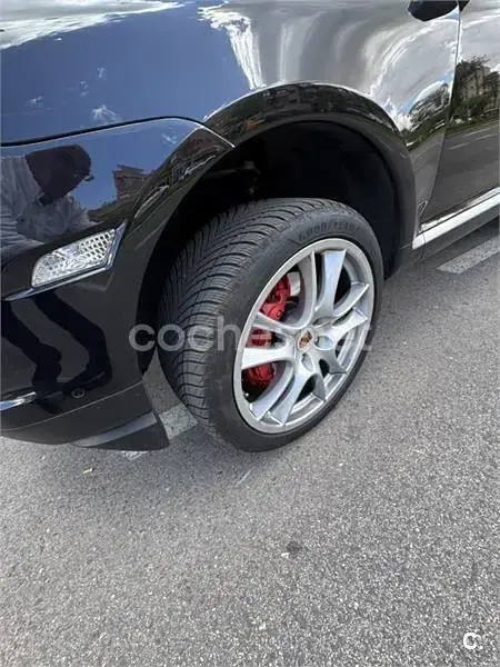 Usado Porsche Cayenne Turbo 500 CV (367 kW) 2008 Negro SUV