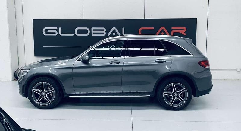 Usado Mercedes GLC300 258 HP (189 kW) 2020 Cinzento SUV