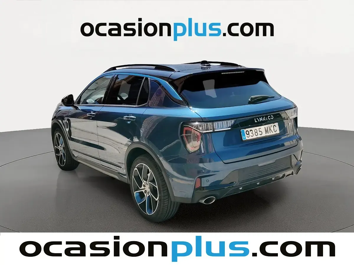 Usado Lynk & Co 01 261 CV (191 kW) 2023 Negro SUV