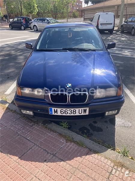 Usado BMW 318 113 CV (83 kW) 1997 Azul Berlina