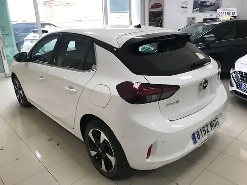 Usado Opel Corsa Elegance 100 kW (136 CV) 2023 Blanco Utilitario