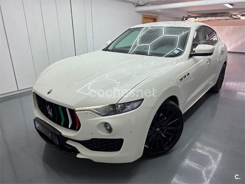 Usado Maserati Levante 430 CV (316 kW) 2018 Blanco SUV