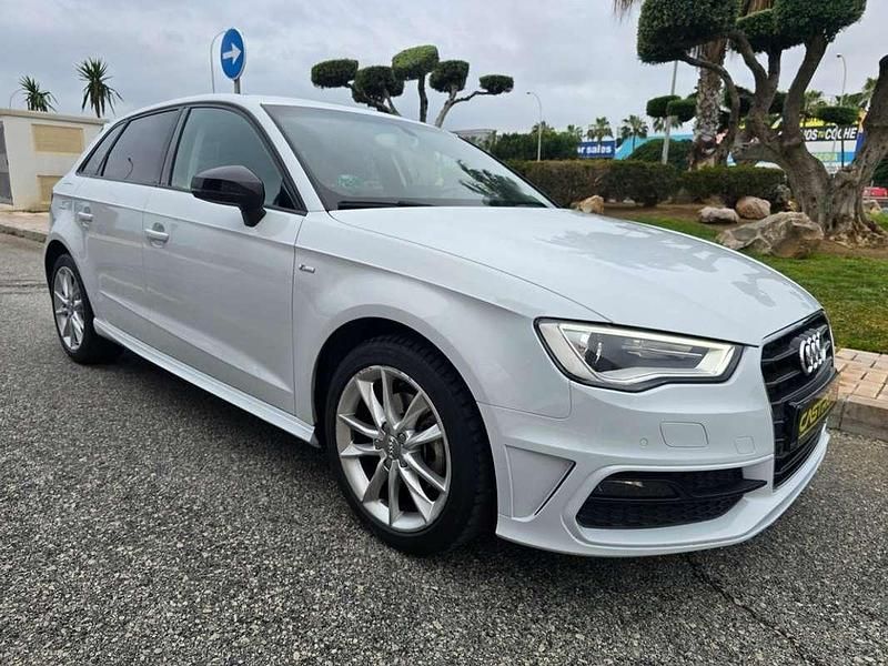 Usado Audi A3 Sportback S-Line 150 CV (110 kW) 2014 Blanco Utilitario