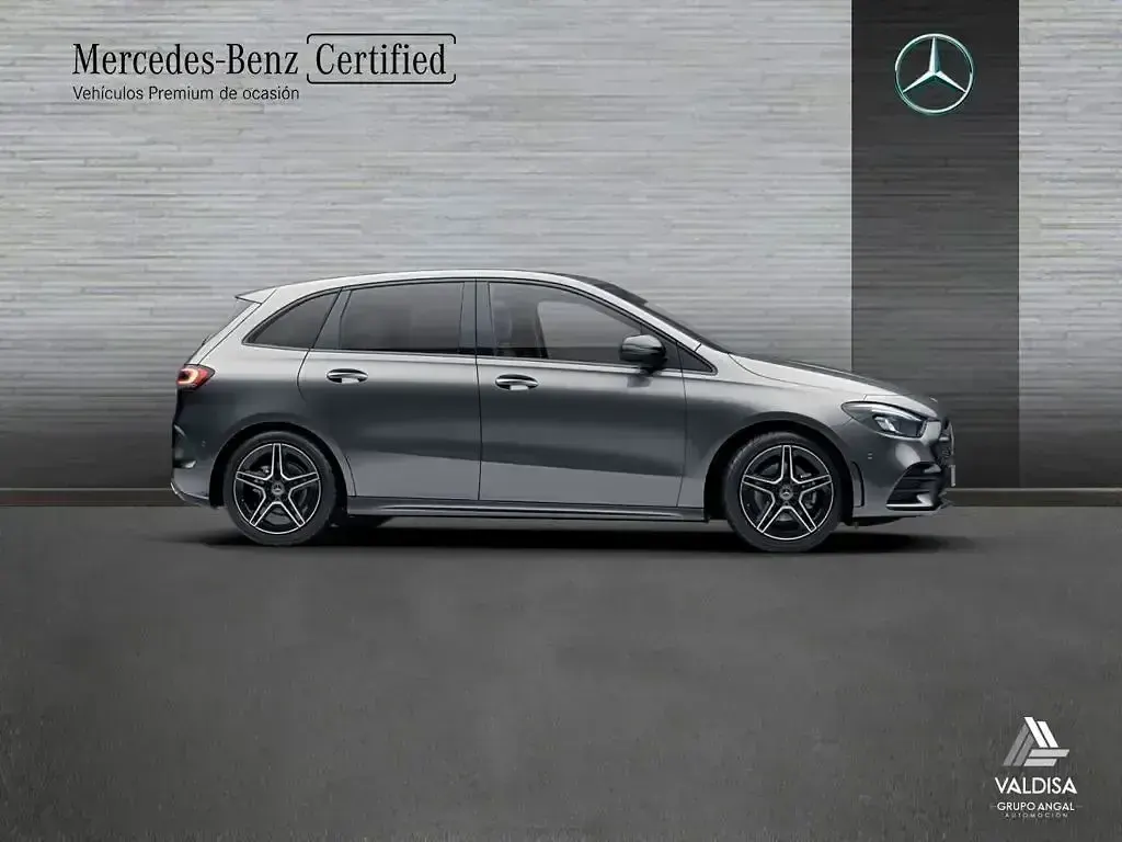 Usado Mercedes B200 150 CV (110 kW) 2022 Gris Utilitario