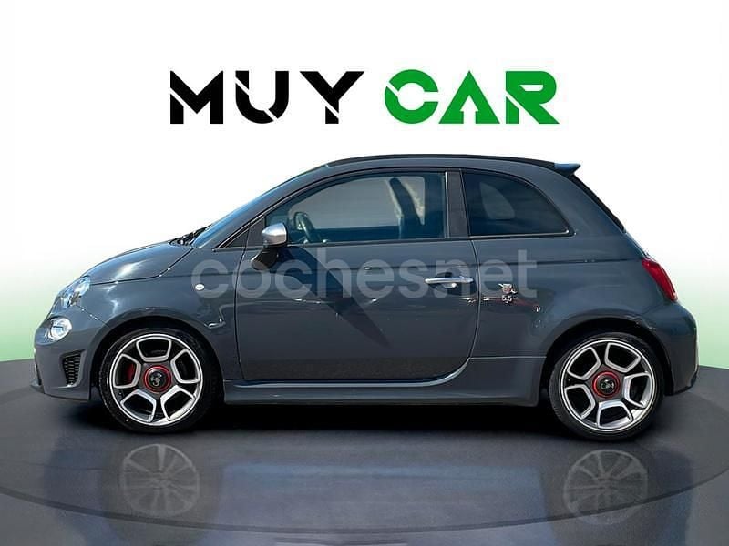 Usado Abarth 595C Turismo 165 CV (121 kW) 2021 Gris / plata Descapotable