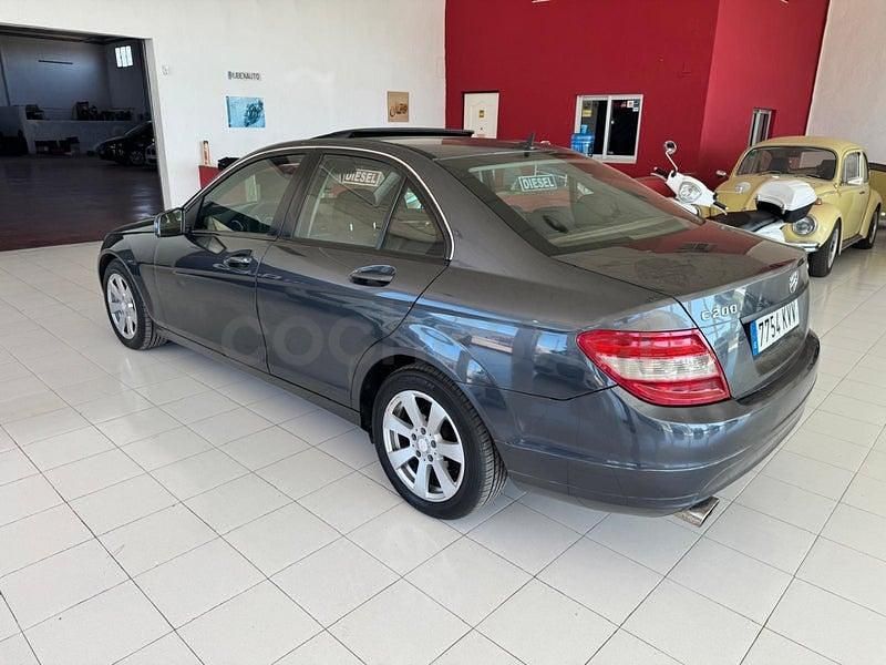 Usado Mercedes C200 Avantgarde 136 CV (100 kW) 2008 Azul Berlina