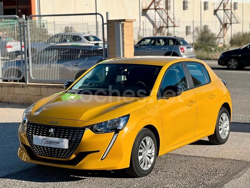 Usado Peugeot 208 Active 75 CV (55 kW) 2022 Amarillo Utilitario