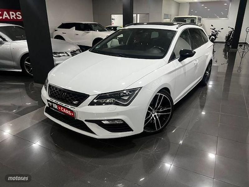 Usado Seat Leon CUPRA 300 CV (220 kW) 2017 Blanco Familiar