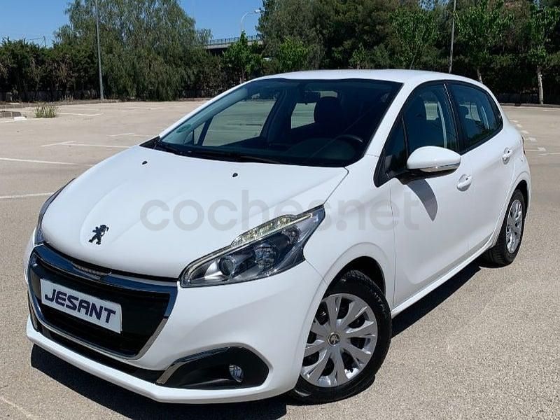 Usado Peugeot 208 Business-Line 75 CV (55 kW) 2017 Blanco Utilitario