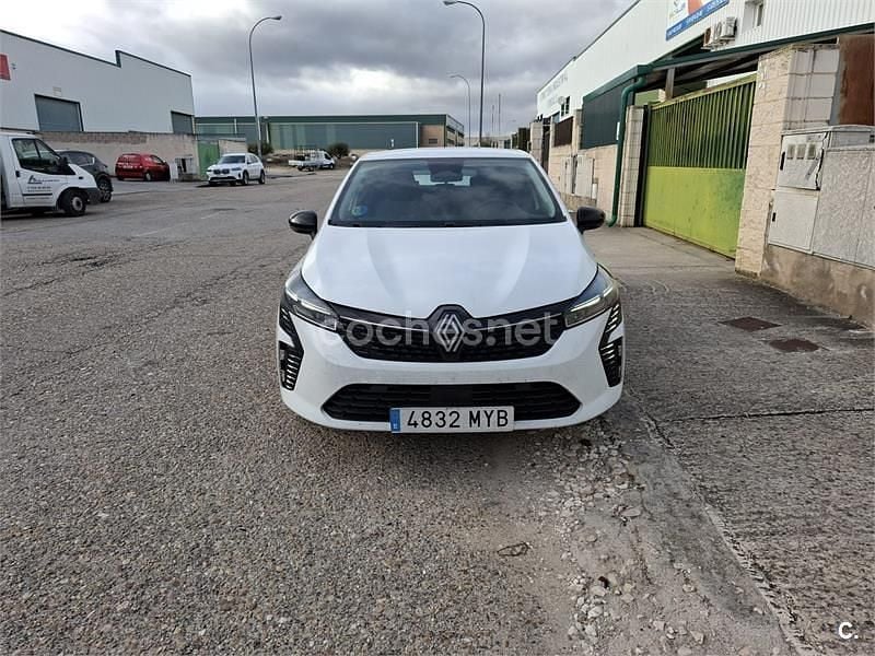 Usado Renault Clio V Evolution 100 CV (73 kW) 2025 Blanco Berlina