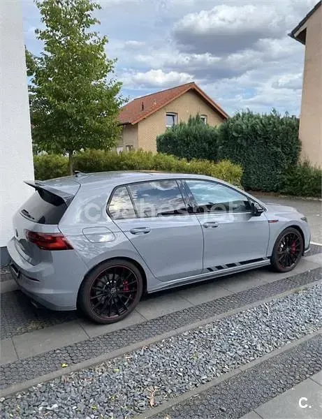 Usado VW Golf VIII GTI Clubsport 301 CV (221 kW) 2024 Gris / plata Berlina