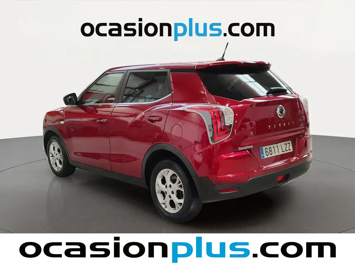 Usado SsangYong Tivoli 128 CV (94 kW) 2022 Rojo SUV